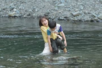 『奪い愛、真夏』第2話　“真夏”松本まりか、緑あふれるキャンプ場で命の危機にさらされる