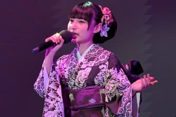 デビュー５周年の演歌歌手・望月琉叶、都内で小室哲哉提供の新曲『わがまま』の発売記念コンサートを開催！　「若い方にも演歌を好きになってもらえるよう広めていけたら」