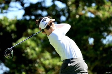 遅いグリーンで粘りのパット 西村優菜はカットライン上で予選通過