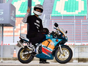 懐かしの2ストNSR50を親子でカスタム！長く付き合える1台へ【みんなのバイク】