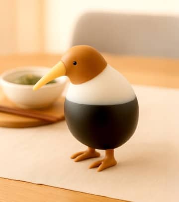 「お醤油かけすぎてしまいそう！」可愛すぎる“キーウィの醤油差し“に話題沸騰 ⇒「あまりに欲しいので商品化してほしい」