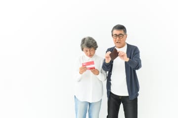 老後の収入が「足りない？」　60歳以上の男女2188人が答えた“収入不足”の対応策ランキング