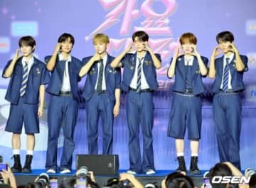 【PHOTO】NCT WISH「2025 SBS歌謡大典 Summer」ブルーカーペットに登場