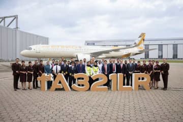 エティハド航空、エアバスA321LR型機初号機を受領　エアキャップからリース