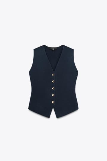 『白黒』ばっかり着がちな人へ！【ZARA】大人におすすめ♡「ネイビー色トップス」