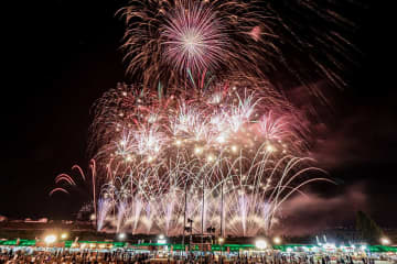 3000発の花火が夜空を彩る！和歌山・橋本で「SUMMERBALL」開催