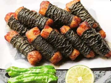 【笠原将弘さん】1枚80円の鶏むねで驚きのごちそう感！ウマすぎる「鶏むね肉の海苔巻き揚げ」の作り方♡