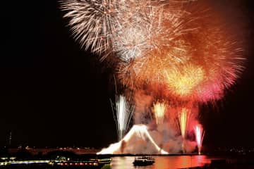 1万4,000発「江戸川区花火大会」 50周年は8/2(土)開催！ アクセス方法やおすすめ鑑賞ポイントを詳しく解説、都内最大級の花火大会