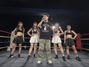 イーチケラウンドガールVol.13にてAzully、藤嶋もなみの等身大パネルでお出迎え！～イーチケラウンドガールが等身大パネルと登りで試合会場を華やかに～