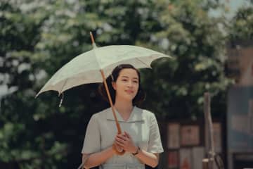 「間違いなく異次元の反応が起きる」広瀬すず＆二階堂ふみ、二大女優が豪華初共演『遠い山なみの光』場面写真