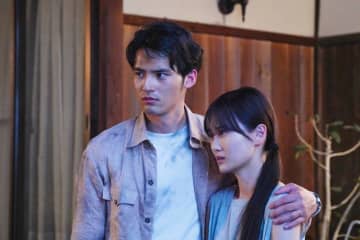 「僕が守る」水上恒司＆宮舘涼太(Snow Man)、それぞれの“執着”がぶつかり合う『火喰鳥を、喰う』本予告