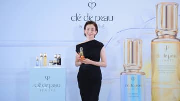 【動画】宮沢りえ、大人の美しさを養う為に「好奇心」と「感謝」と「鮮度のある毎日」を