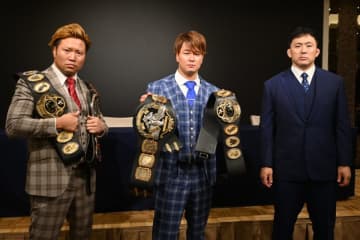 【全日本】8.3大田区決戦へ向け会見で火花！悲壮な覚悟の青柳＆進化予告の宮原に対し、鈴木秀樹が青柳の必死な姿を「大田区で出したい」