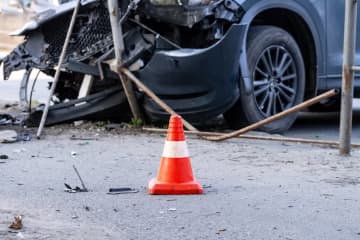 夫が交通事故に遭いました。「休業損害」は申請すれば保険から支払われるのでしょうか？