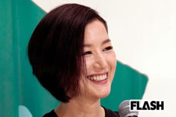 鈴木京香、「麦わら帽子」姿で変わらぬ美貌にファン絶賛!“料理シーン”披露で思い出される“人気ドラマ”のキャラ