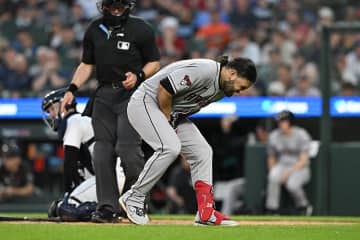 大谷ライバルに緊急事態…154キロ直撃で負傷交代　トレード期限3日前、Dバックス激震