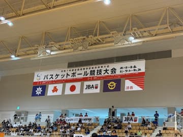 京都精華学園が隙のないゲーム運びを披露…昨冬のウインター杯決勝再現で快勝