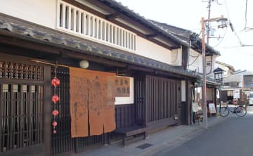 はるか奈良時代以前から続く蚊帳織りの歴史　その技術は用途を広げブランド化する