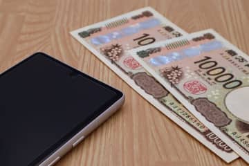 月1万円かかっている「スマホ代」を節約したい！スマホ代が高くなる3つの原因とは？