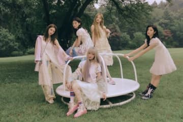 ILLIT、『Tick-Tack』がSpotifyで1億回再生突破！通算4曲目の快挙