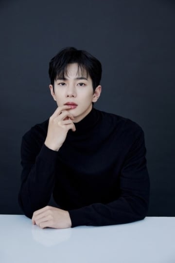 Golden Child出身ボミン、LOOKMEDIAと専属契約を締結…INFINITE エルと同じ事務所