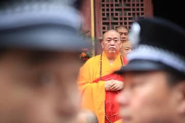 少林寺前住職の釈永信が僧侶の身分抹消へ―中国