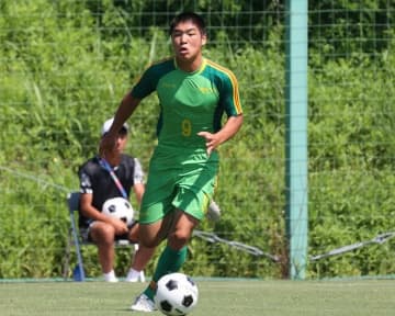 ピッチ外はお調子者で良いキャラ。でもサッカーになると――帝京長岡の１年生FWをチームメイトも称賛「でっかい存在です」【総体】