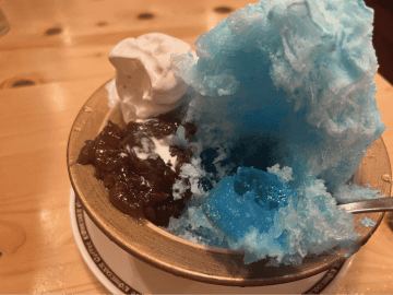【必食】「コメダのかき氷」は味もサイズも規格外…！“でかすぎ&amp;美味すぎな2杯”を完食チャレンジ!!