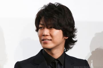 ホテル泊のとき、亀梨和也が「必ず持参するもの」に驚き…　一般人では2割以下