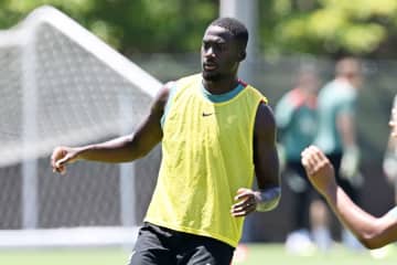 仏代表が突然の日本語「元気に使ってる」　遠藤航と軽快やり取り「ほんとかわいい」