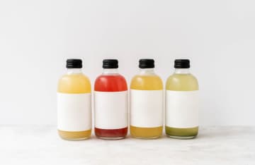 お酢を料理に使うと「いいことだらけ」！改めてその「よさ」をまとめて、お勧めの取り入れ方を紹介します