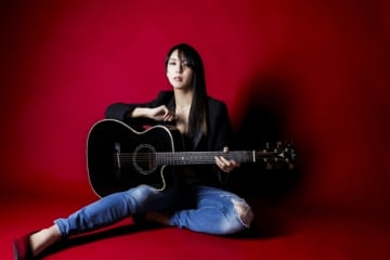 間々田優、5年ぶりのニュー・アルバム『タイポグリセミア』リリース