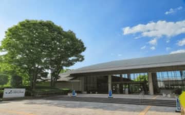 廃棄野菜がアートに変身！子ども向けワークショップ「へんてこ野菜で紙作り」ワークショップ開催★【8月30日/滋賀県立美術館】