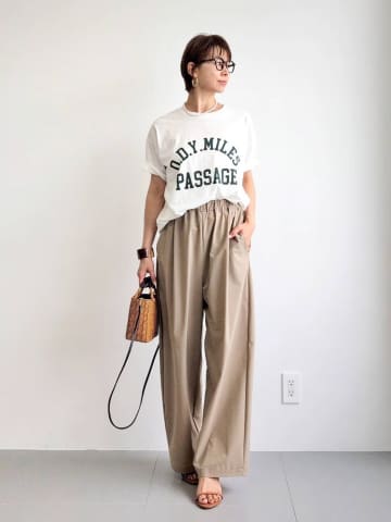 【40・50代】は“Tシャツ”どう着る？ 即試したい「おしゃれワンツーコーデ」