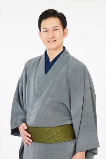 地元民熱愛のスイーツはコレ！ 眼鏡の形の超カタイお菓子に、緑色の謎のドリンク「さわやか」って……!?【福井県ご当地お菓子3選】