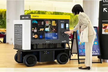 成田国際空港、第1ターミナルで無人移動販売「PIMTO」を実証　8月11日まで