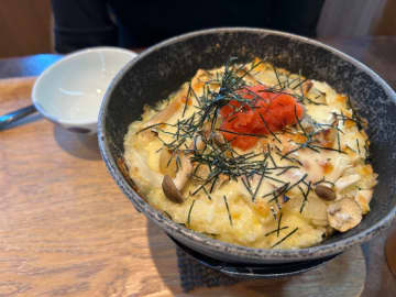 チーズ好きにはたまらない！専門店の熱々ドリア！【神戸元町ドリア】横浜駅