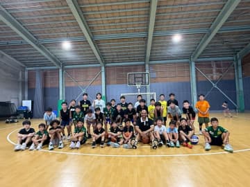 マイケル・パーカーが直接指導…バスケットボールクリニックを埼玉・戸田市で開催
