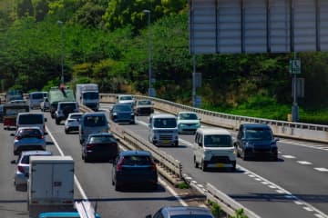千葉旅行の高速料金に「7000円」かかったのに、友人は「3000円」だったと聞きショック！“割引なし”は損ですか？ 利用できる制度を確認
