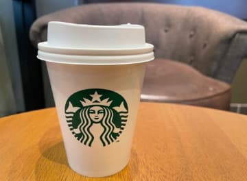 スタバの人気メニュー「ホワイトモカ」おすすめカスタム5選！甘さの調整方法やカロリー対策方法を紹介！