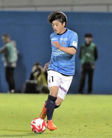 J1横浜FC　MF新井瑞希が水戸に完全移籍へ「活躍できず申し訳ない」