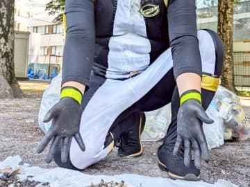 ゴミ拾いをする男性　排水溝から出てきたモノが？「ゾッとした」「全日本人が拍手すべき」