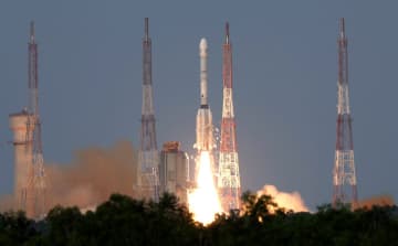 インド宇宙研究機関、NASAと共同開発の地球観測衛星「NISAR」打ち上げ成功