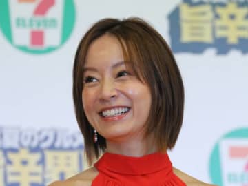 鈴木亜美「辛子10倍スンドゥブ完食」の衝撃。「いつもの私の味です」とさすが激辛女王