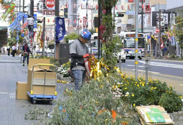台風接近備え　飾り付け撤去　水戸黄門まつり　茨城