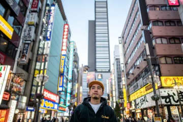 DJ NOTOYA、世界へ発信する最新オフィシャルMIXを配信リリース ジャケットは永井博によるイラスト