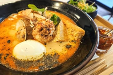 【偏愛辛い料理】ツウの4人が選ぶ、今こそ行くべき「激辛グルメ（辛いラーメン、カレー、中華）」聖地18選