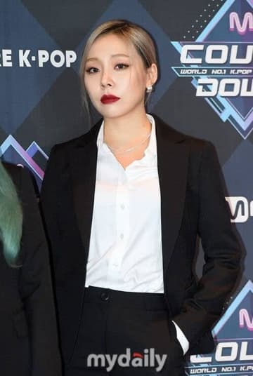 LADIES' CODE アシュリー、6年交際した恋人との破局を報告「人生が終わったと思った」