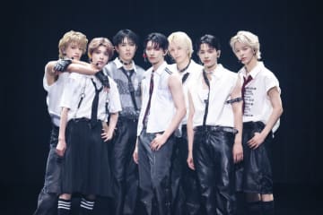 ＜ライブレポート＞NEXZ、夢の日本武道館で刻んだ絆と涙の一夜――初の全国ツアー【“One Bite”】東京公演