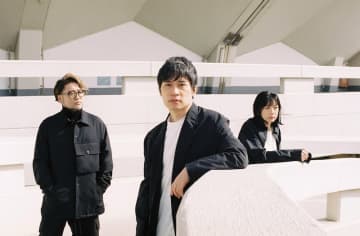 Base Ball Bear、ダウ90000演劇公演「旅館じゃないんだからさ」への書き下ろし曲「夏の細部」ライブ初披露＆配信リリース決定